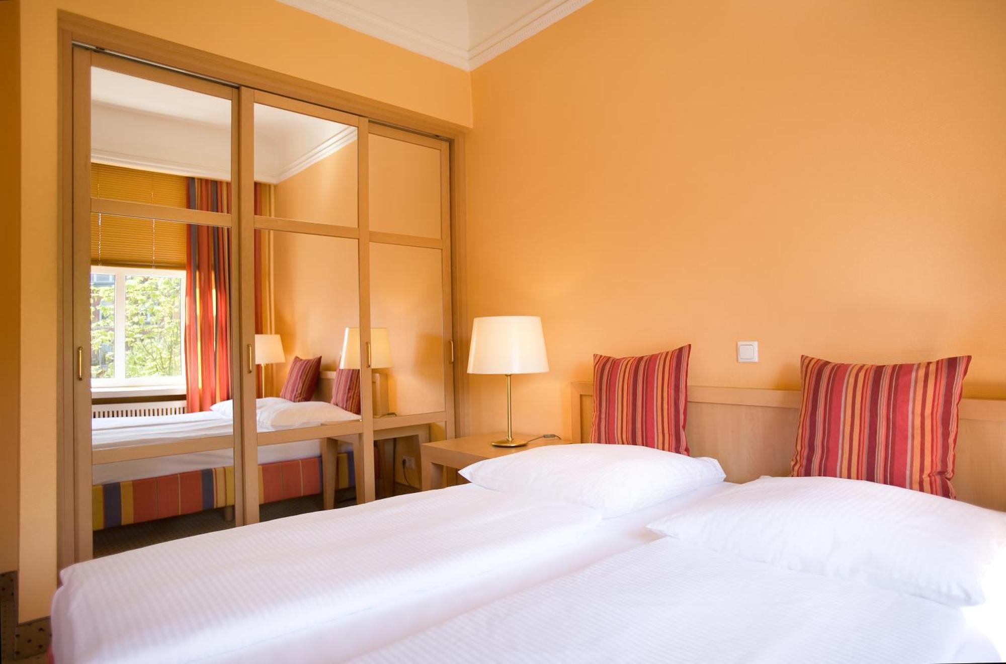 Relexa Hotel Bellevue An Der Alster Hamburg Rom bilde