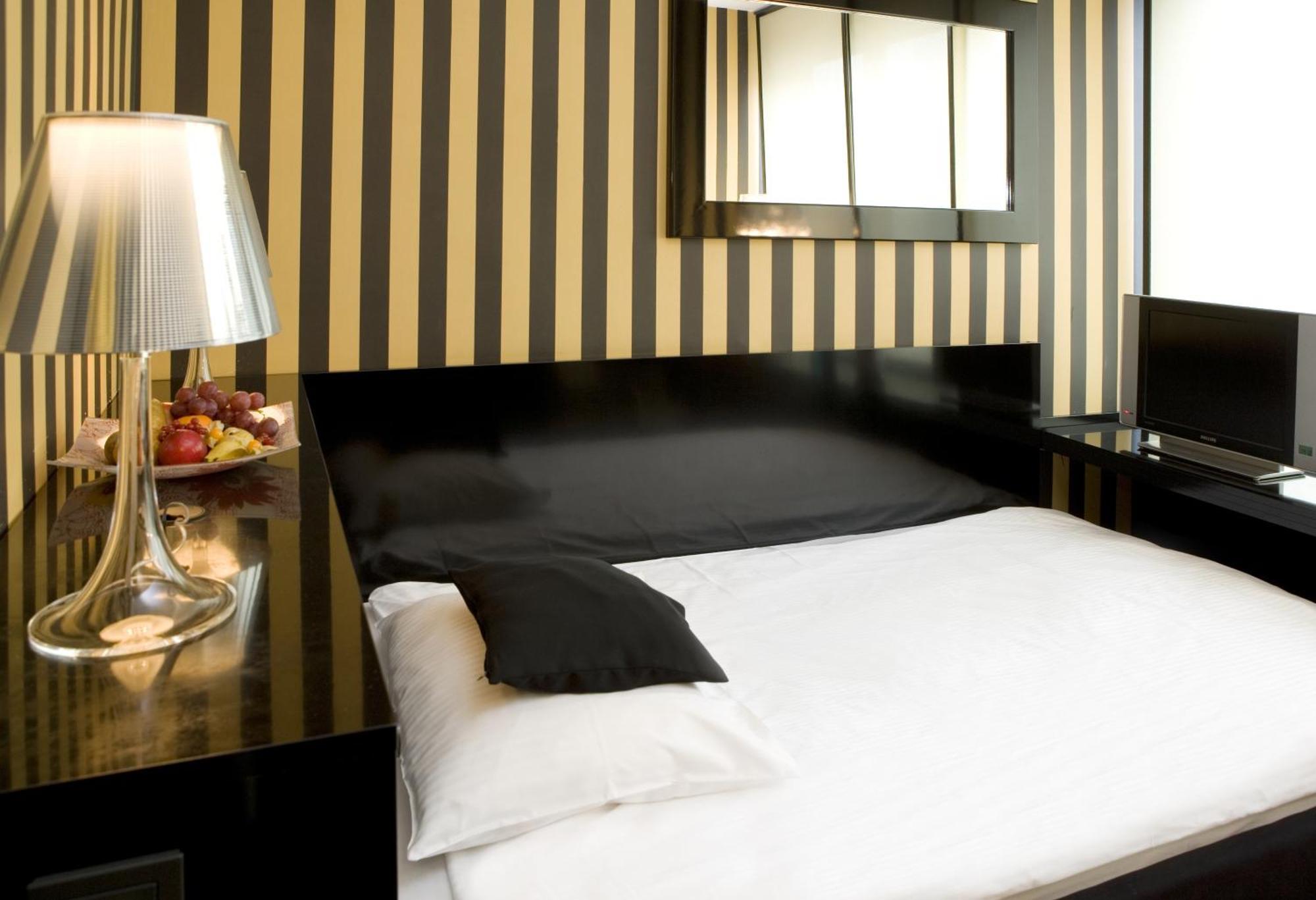 Relexa Hotel Bellevue An Der Alster Hamburg Rom bilde